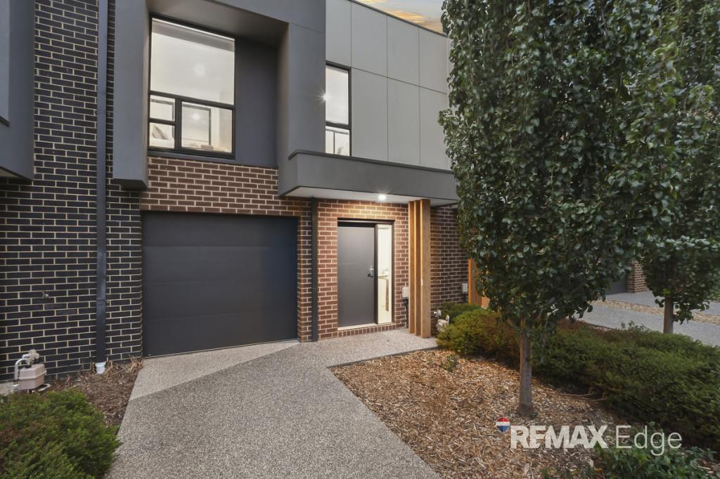 19 Chameleon Tce, Point Cook, VIC 3030