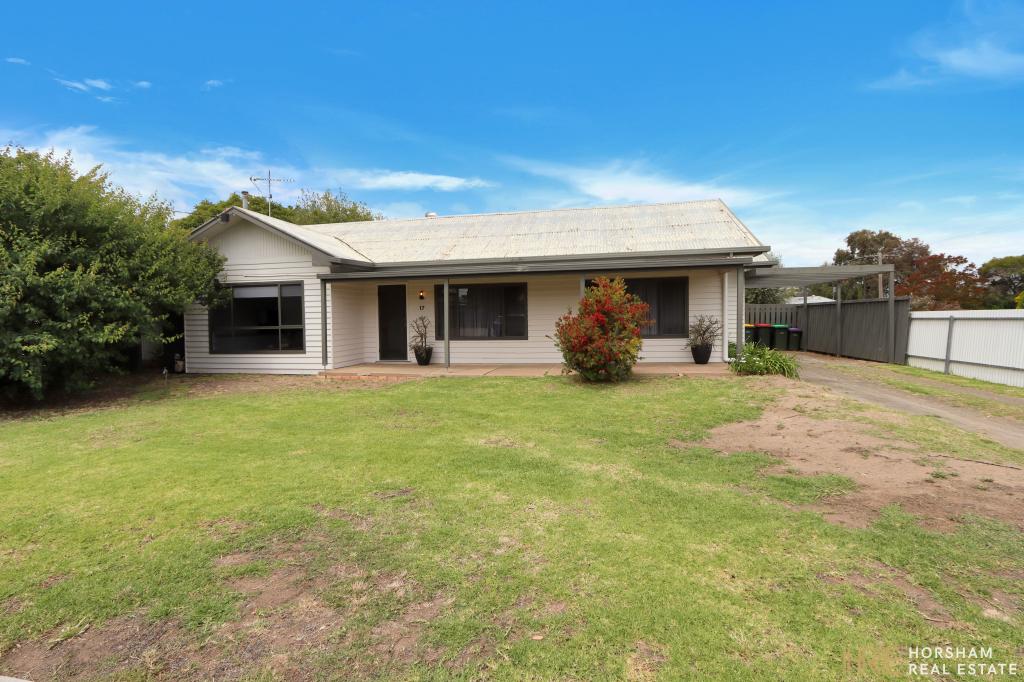 17 Kalimna Ave, Horsham, VIC 3400