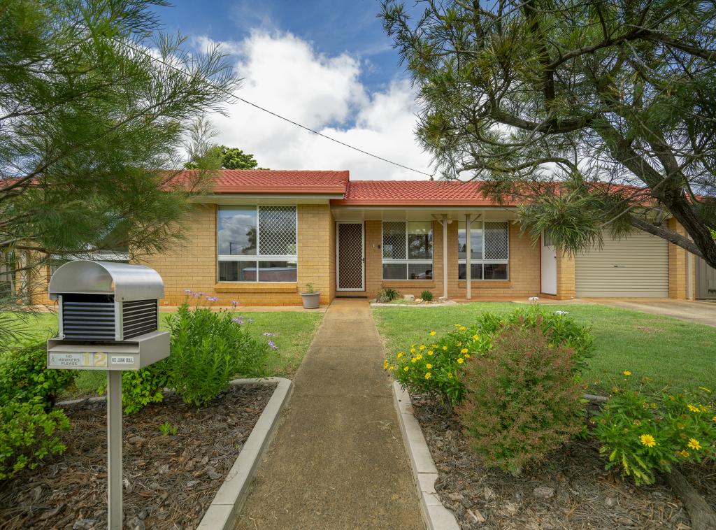 12 Matthews St, Harristown, QLD 4350