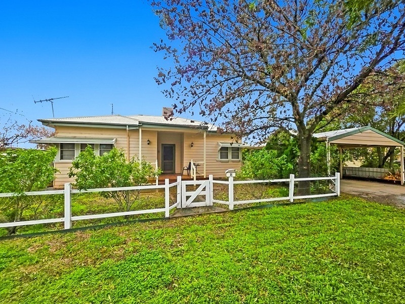 8 Oxford St, Forbes, NSW 2871