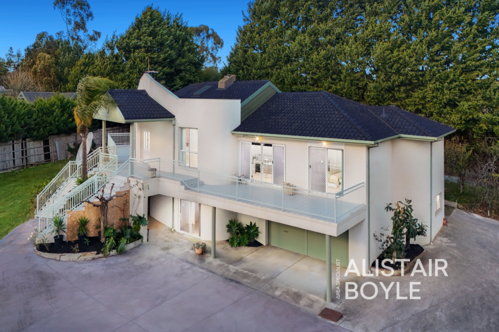 284 Belgrave Hallam Rd, Narre Warren North, VIC 3804