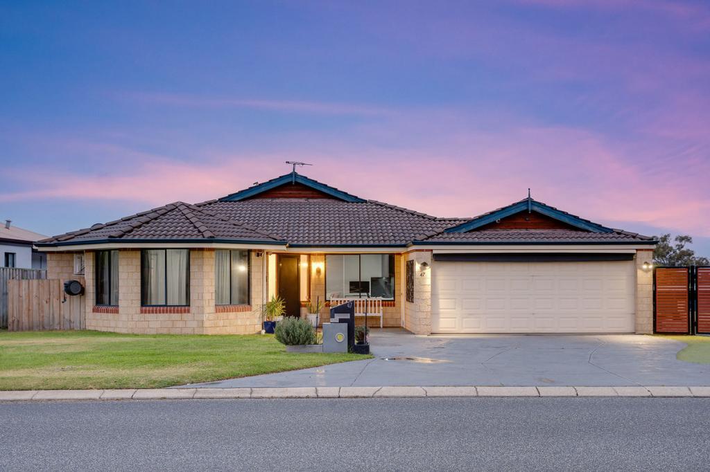 47 Lithgow Dr, Clarkson, WA 6030