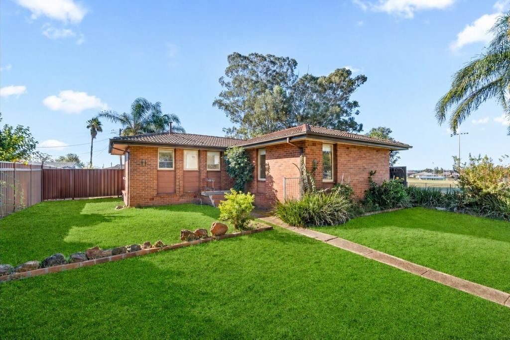 12 Basildon Pl, Hebersham, NSW 2770