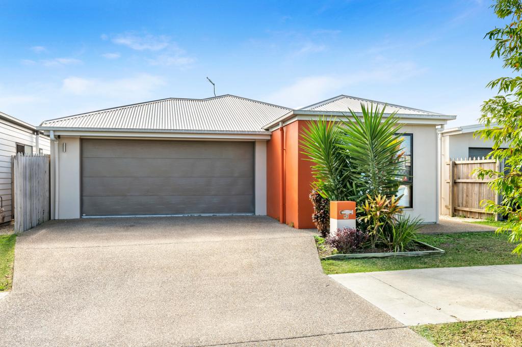 93 WILLIAM BVD, PIMPAMA, QLD 4209