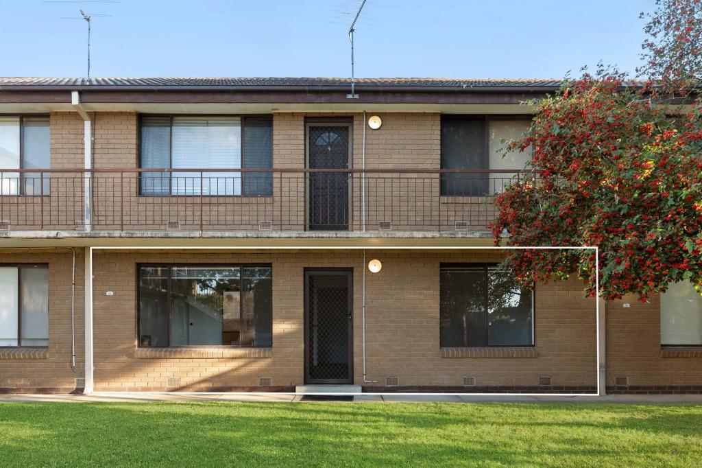 4/74-76 BEACH ST, FRANKSTON, VIC 3199