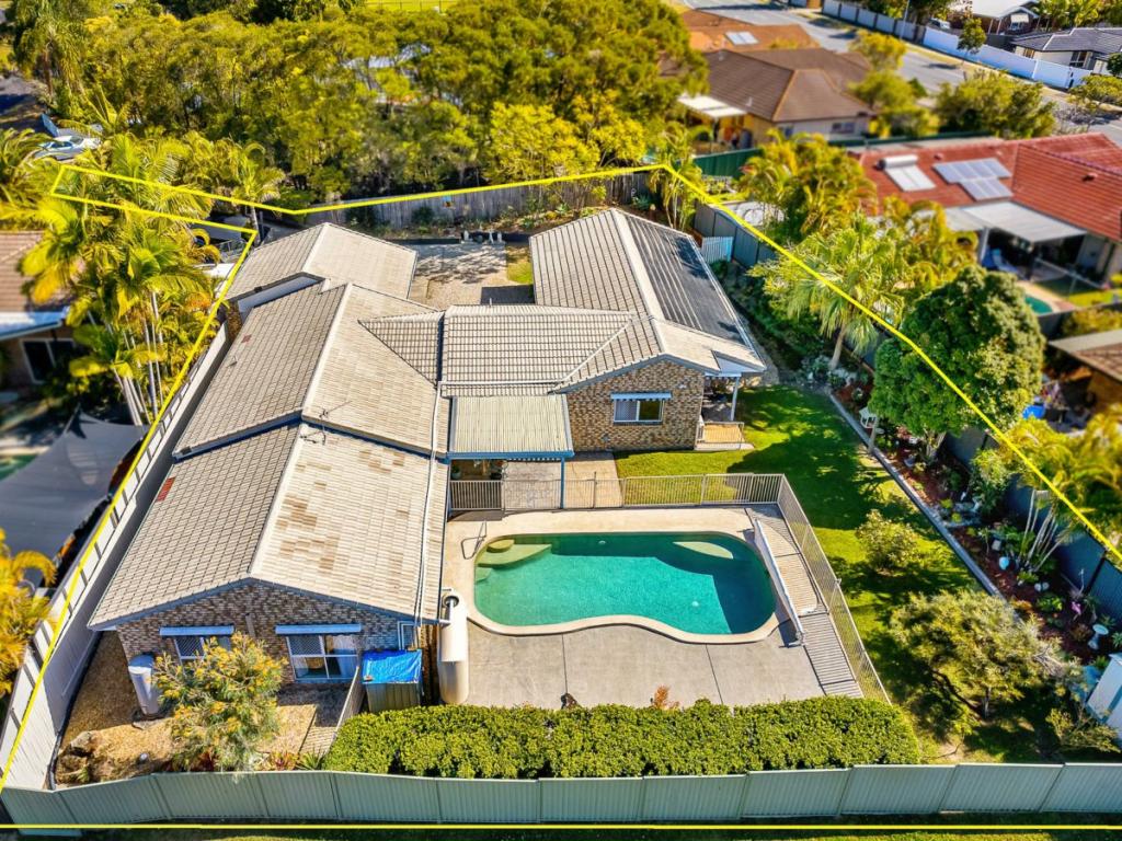 4 Ophir Ct, Mudgeeraba, QLD 4213