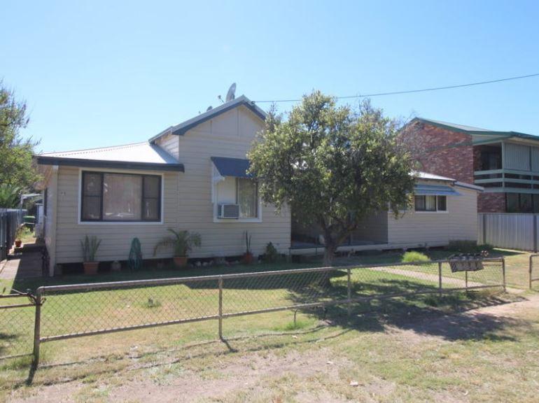 2/74 Balonne St, Narrabri, NSW 2390