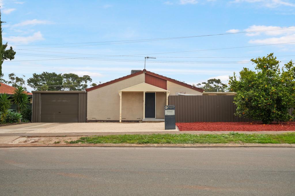 12 Dulkara Ave, Craigmore, SA 5114