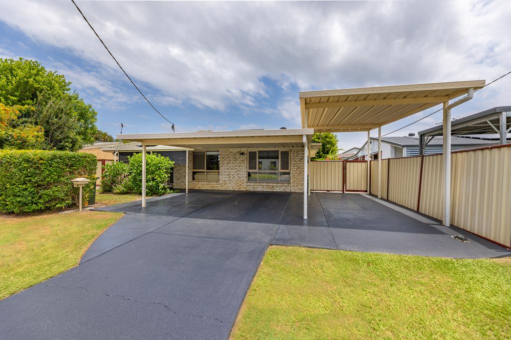 11 Dianthus Ave, Banksia Beach, QLD 4507