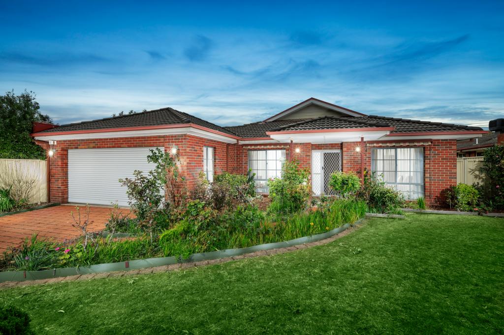 15 The Seekers Cres, Mill Park, VIC 3082