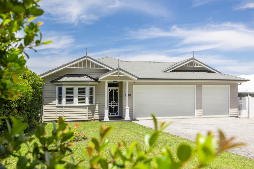 45 Wuru Dr, Burrill Lake, NSW 2539