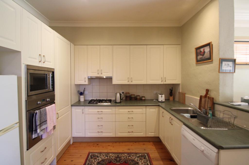 14 Autumn St, Orange, NSW 2800