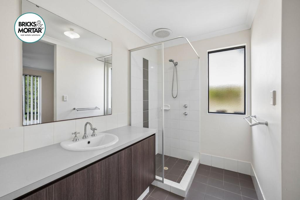 141 Wentworth Pde, Success, WA 6164