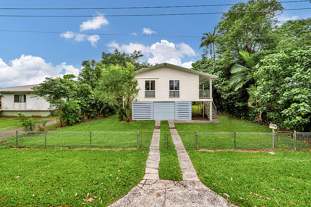 19 Mayflower St, Innisfail Estate, QLD 4860