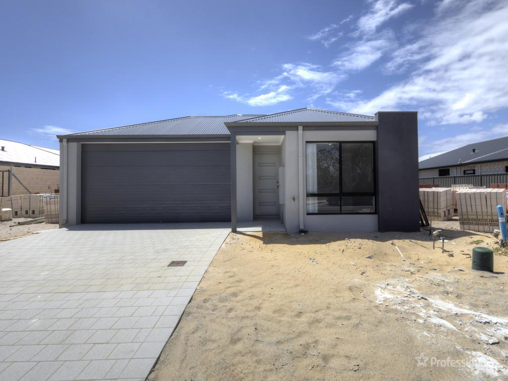 15 Leopard Rd, Banksia Grove, WA 6031