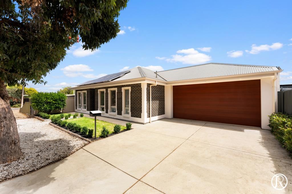 2 MALCOLM AVE, HOLDEN HILL, SA 5088
