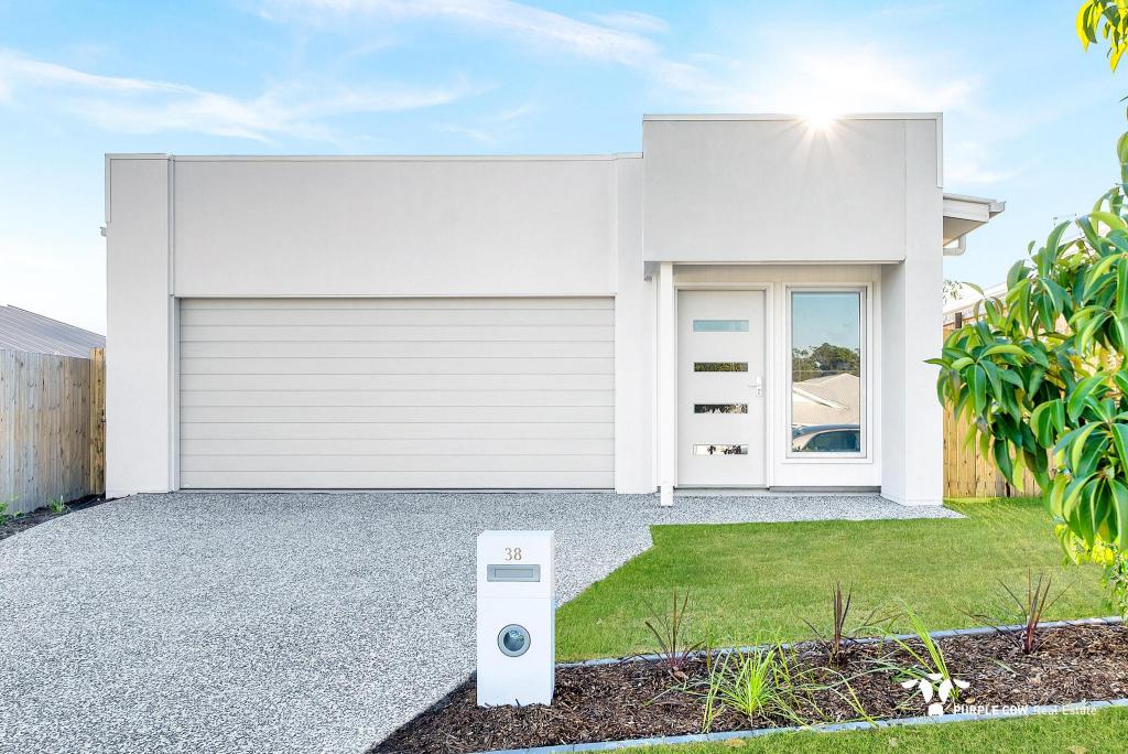 38 Freya St, Brassall, QLD 4305