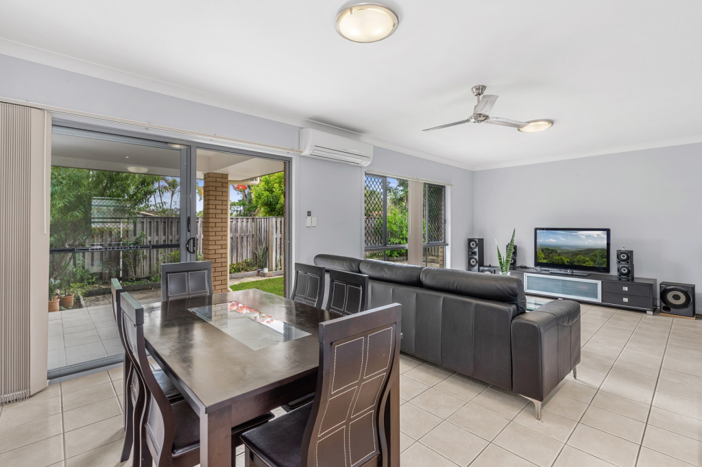 2/19-25 Melbury St, Browns Plains, QLD 4118