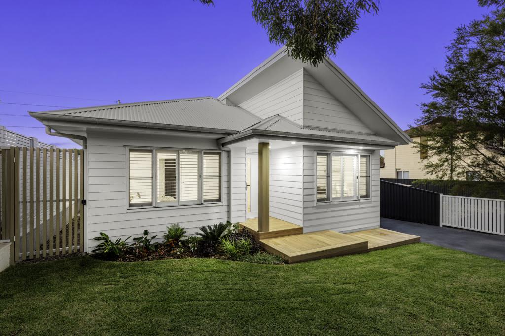 31 Tea Gardens Ave, Kirrawee, NSW 2232