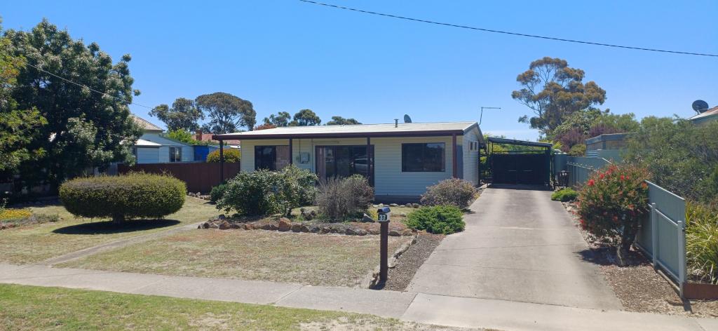 37 Grano St, Ararat, VIC 3377