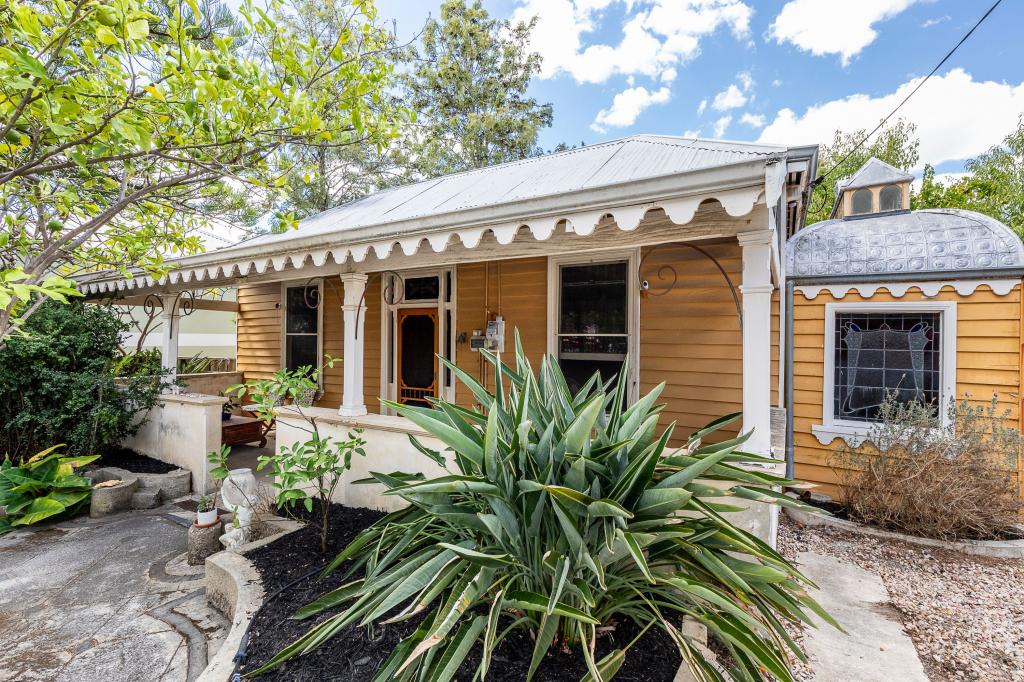 12 Edinboro St, Mount Hawthorn, WA 6016
