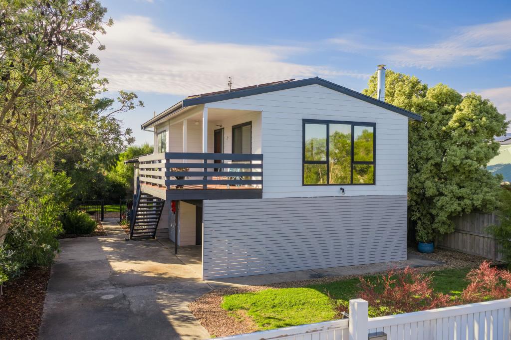 22 TAMARA CRES, INVERLOCH, VIC 3996