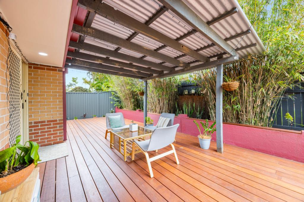1/62-66 BROWN ST, LABRADOR, QLD 4215