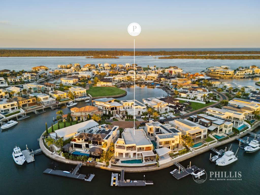 86 Royal Albert Cres, Paradise Point, QLD 4216