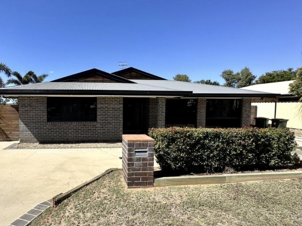18 Longman Dr, Moranbah, QLD 4744
