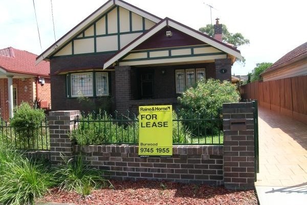 1 Llangollan Ave, Enfield, NSW 2136