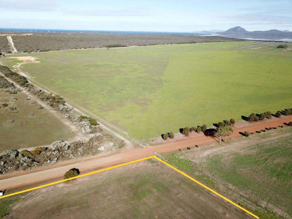 208 Steredale Rd, Hopetoun, WA 6348