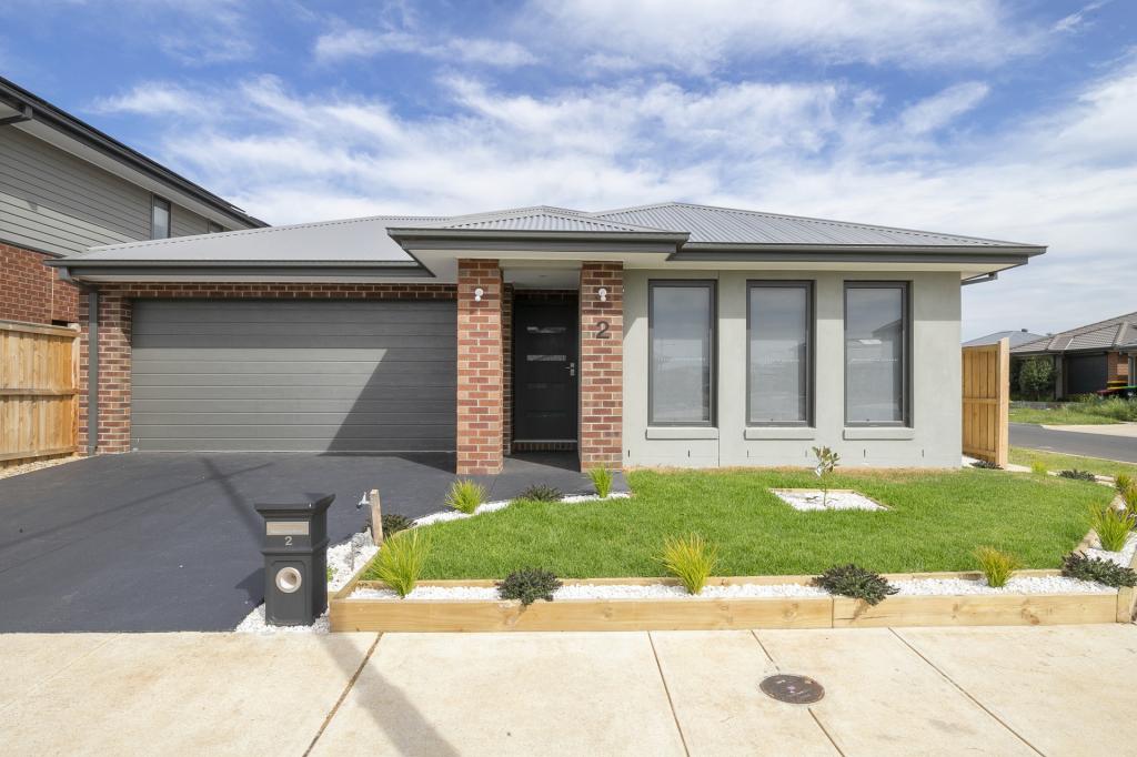 2 Thorn Rd, Fraser Rise, VIC 3336