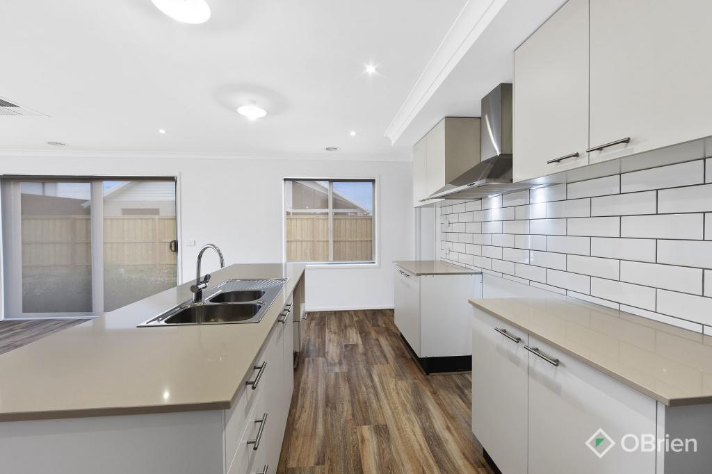 35 Murrindal St, Werribee, VIC 3030