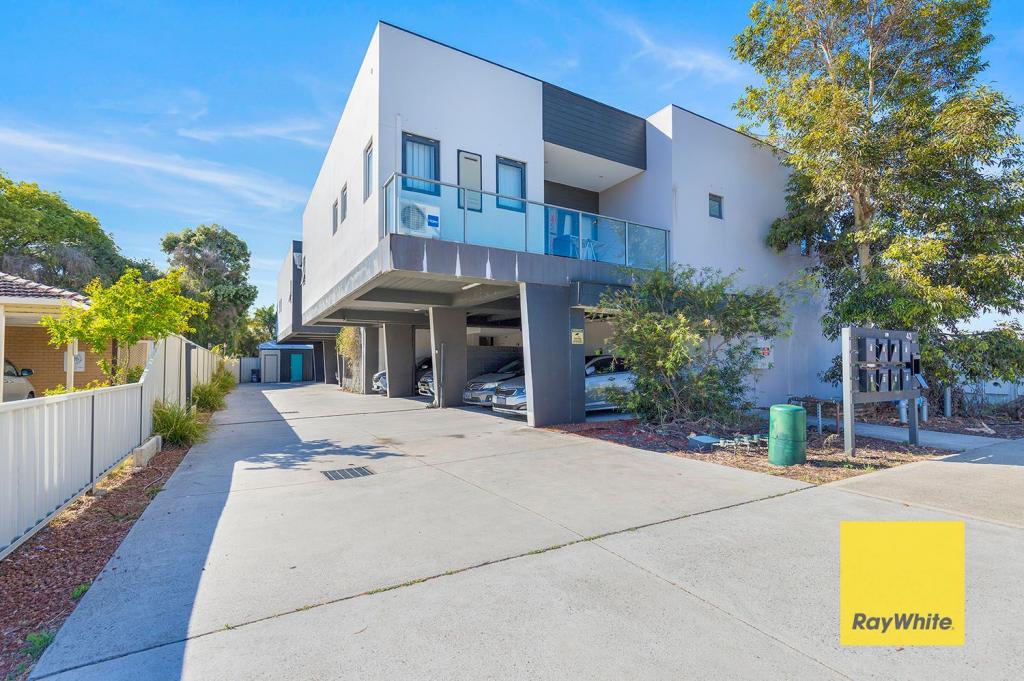 2/43 YALE RD, THORNLIE, WA 6108