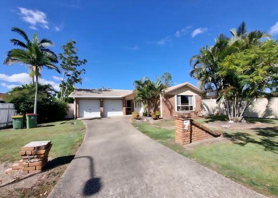 4 Mattes Pl, Meadowbrook, QLD 4131