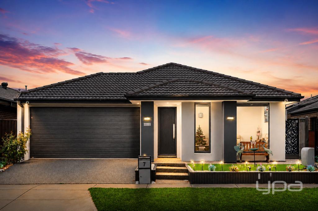 7 Esperance Pl, Point Cook, VIC 3030