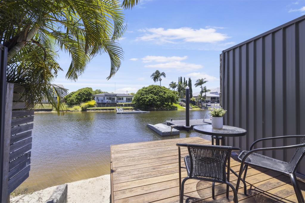 71 Kalimna Dr, Broadbeach Waters, QLD 4218