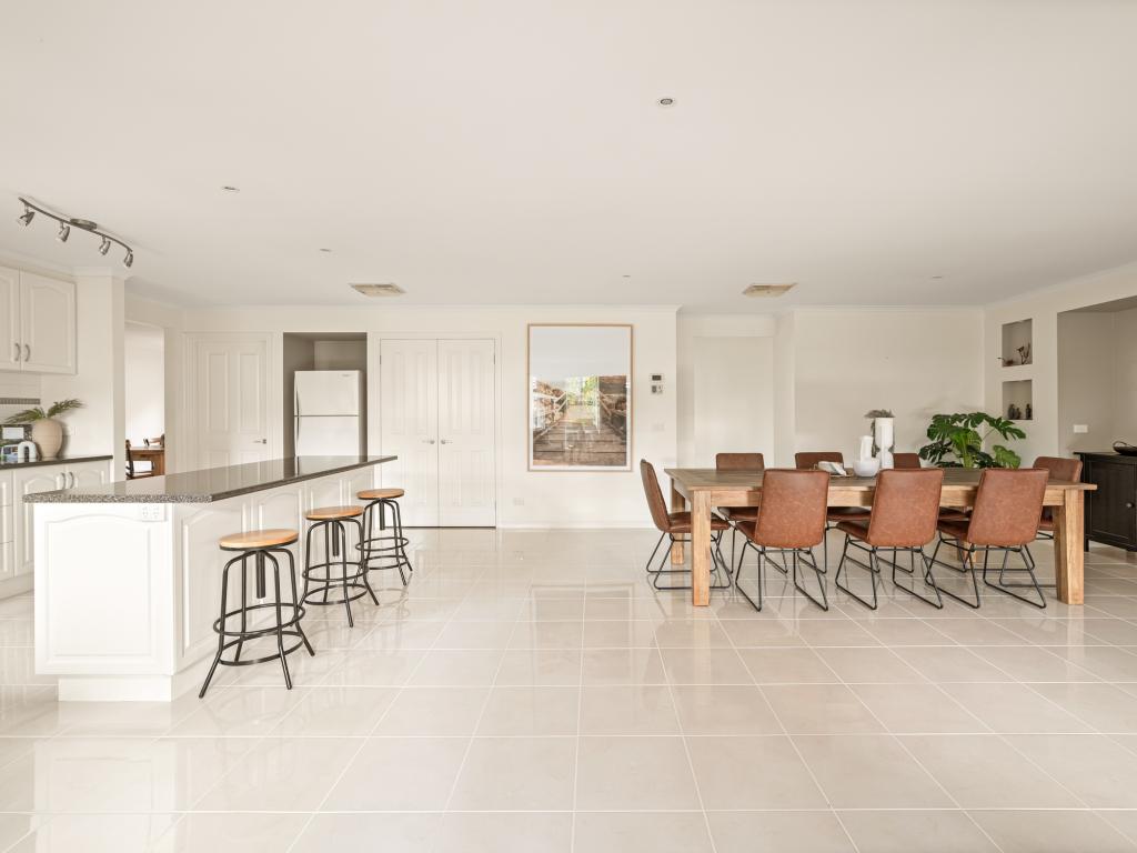 9 SKYE HEIGHTS CT, SKYE, VIC 3977