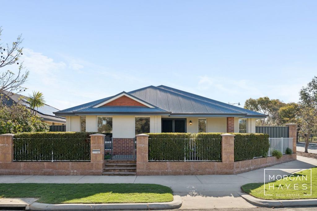 44 SALWOOD LOOP, BANKSIA GROVE, WA 6031