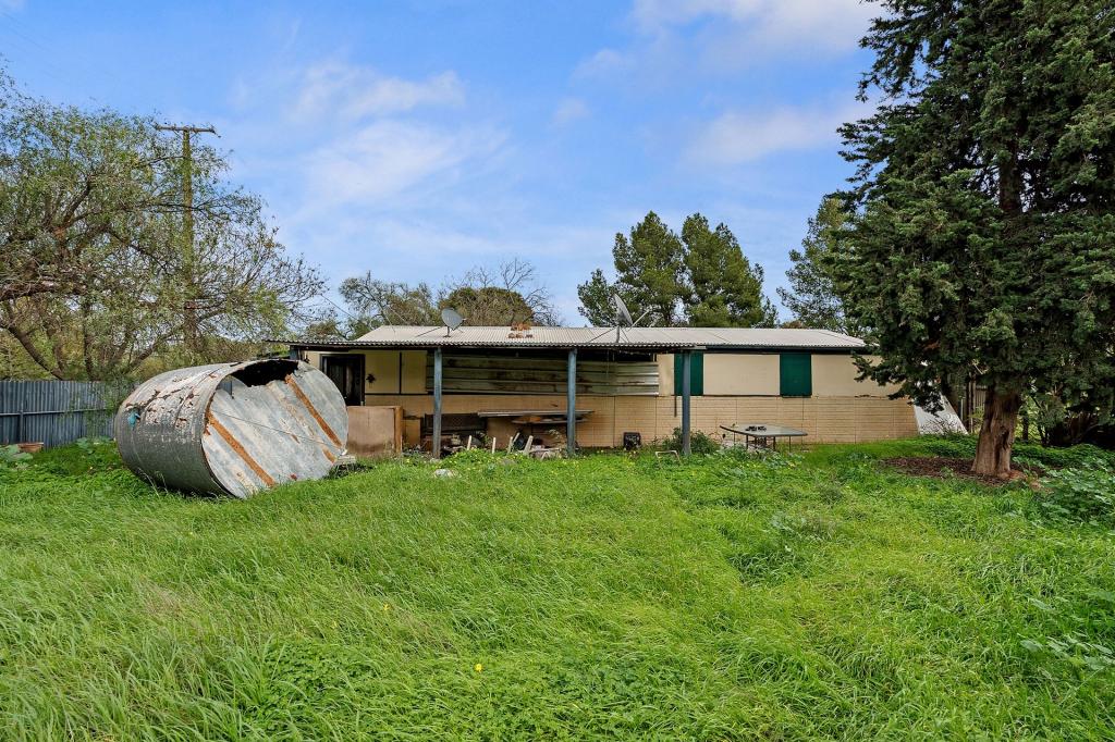 14 Terminus Rd, Hoyleton, SA 5453