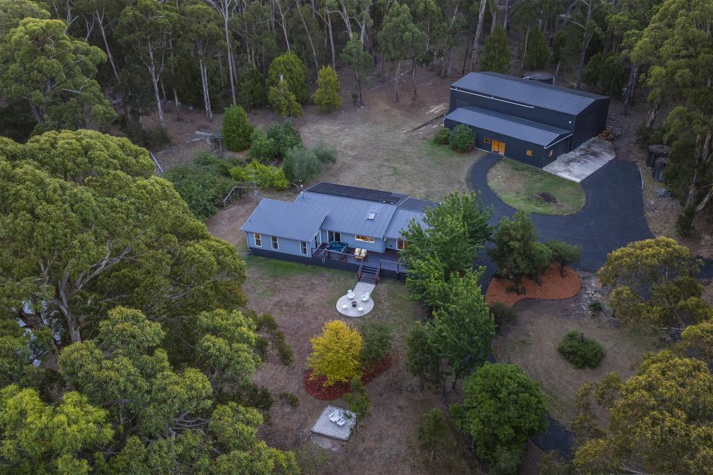 35 Dineen Rd, Bullengarook, VIC 3437