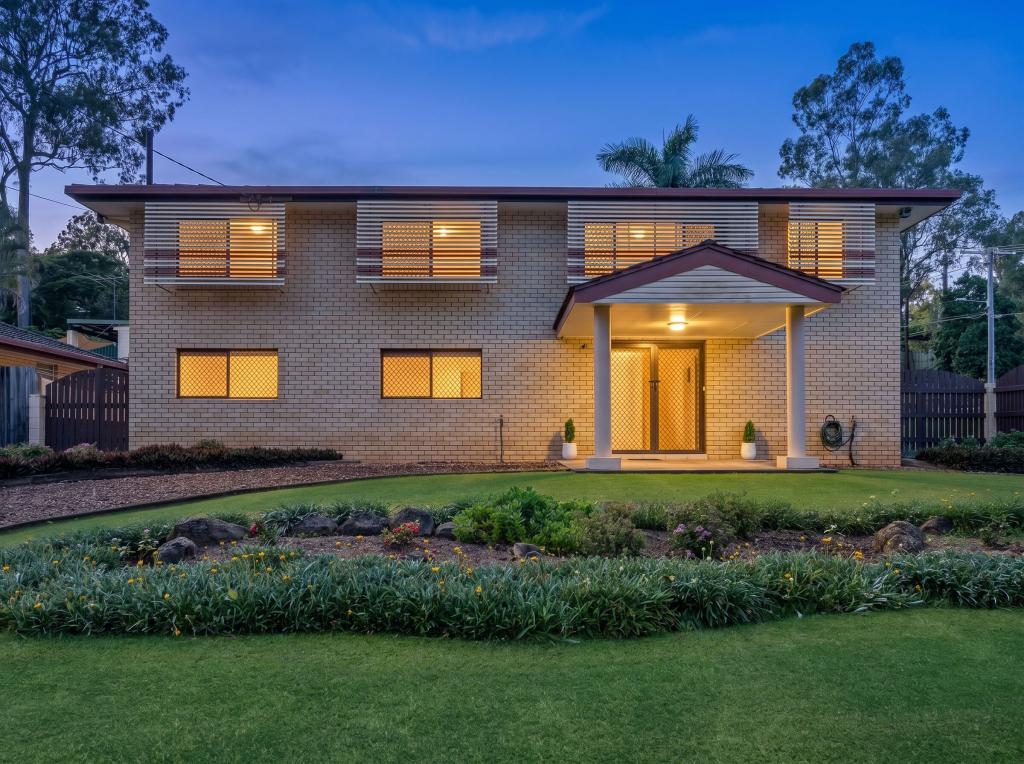 34 Tarnook Dr, Ferny Hills, QLD 4055