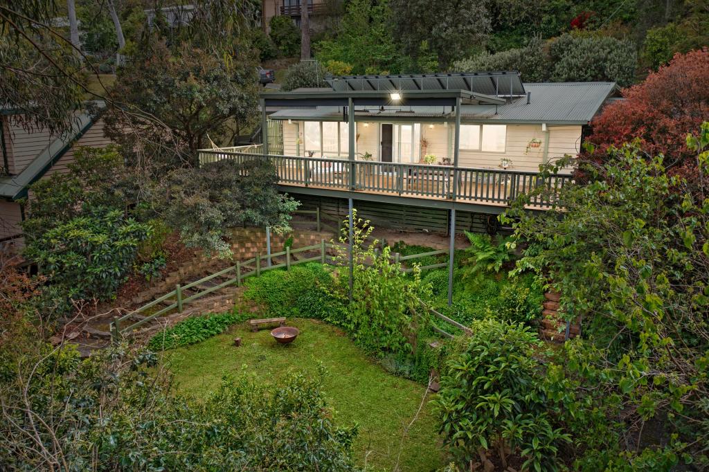 35 Earl St, Upwey, VIC 3158