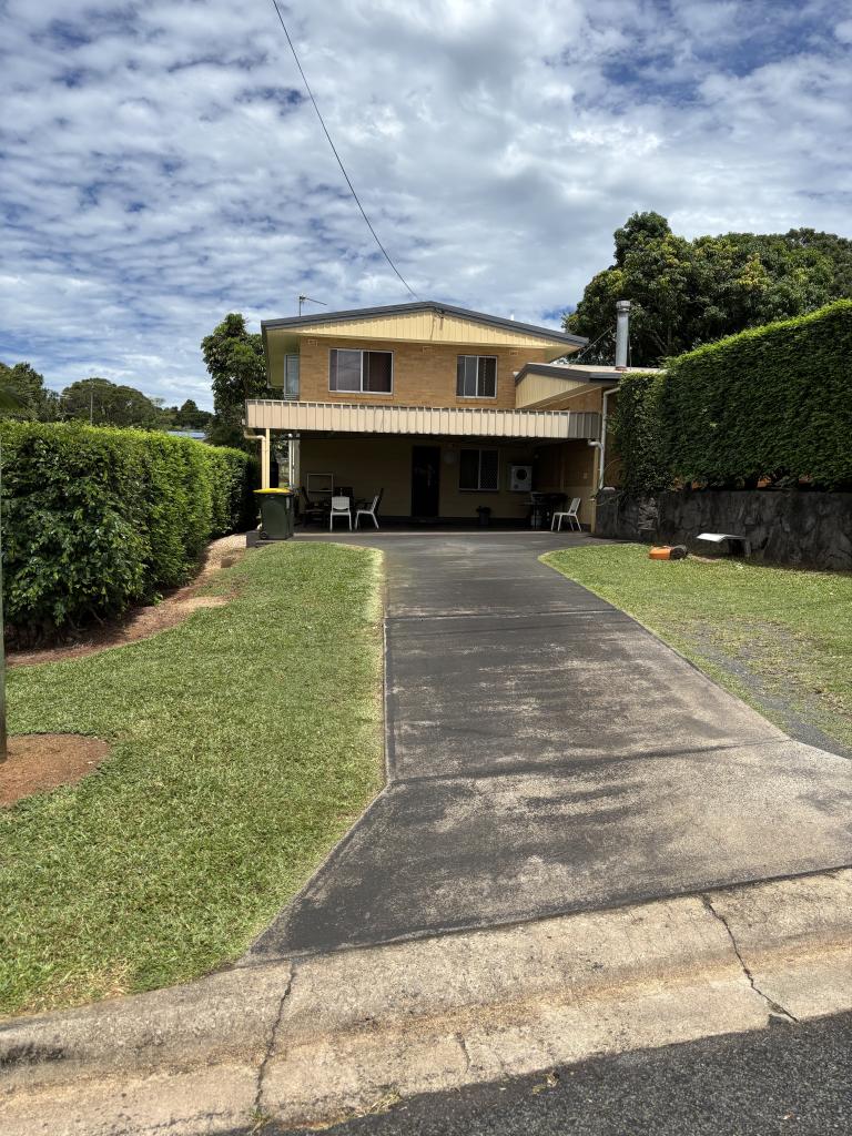 16 Abbott St, Atherton, QLD 4883