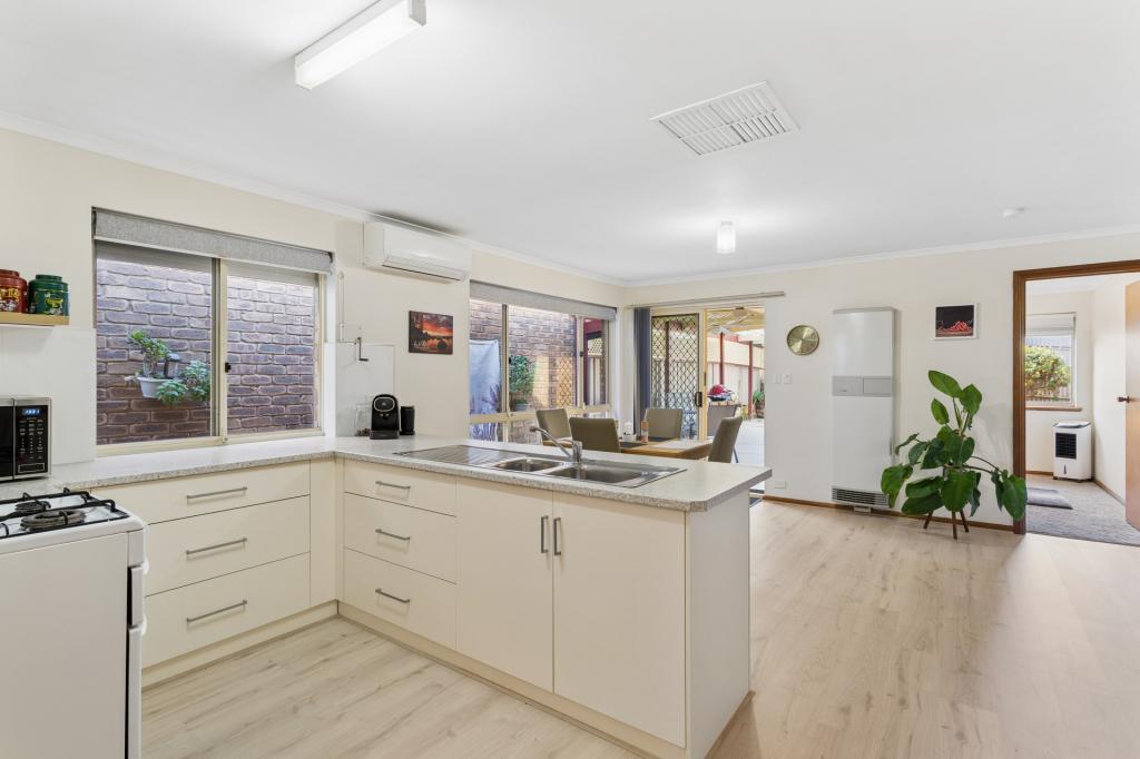 11 Lantern Dr, Seaford Rise, SA 5169