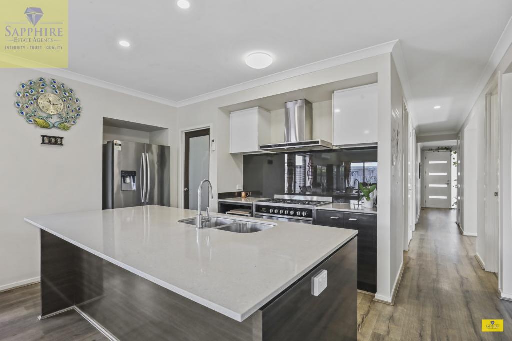 14 Adelaide Cct, Baringa, QLD 4551