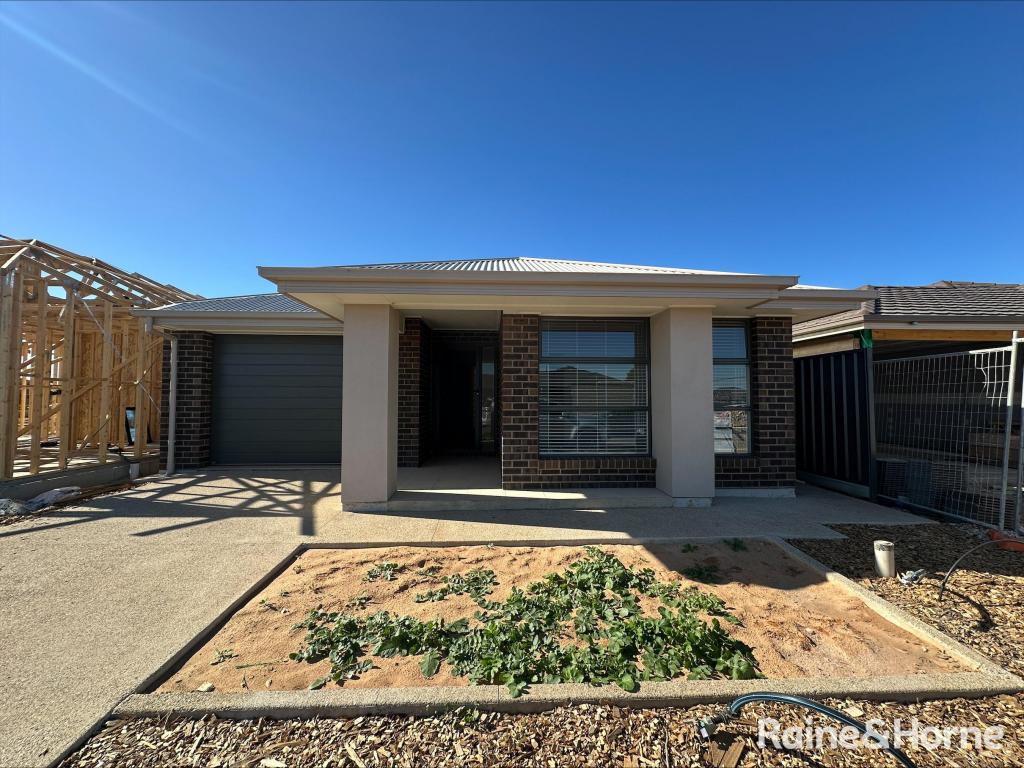 4 Lavina St, Munno Para West, SA 5115