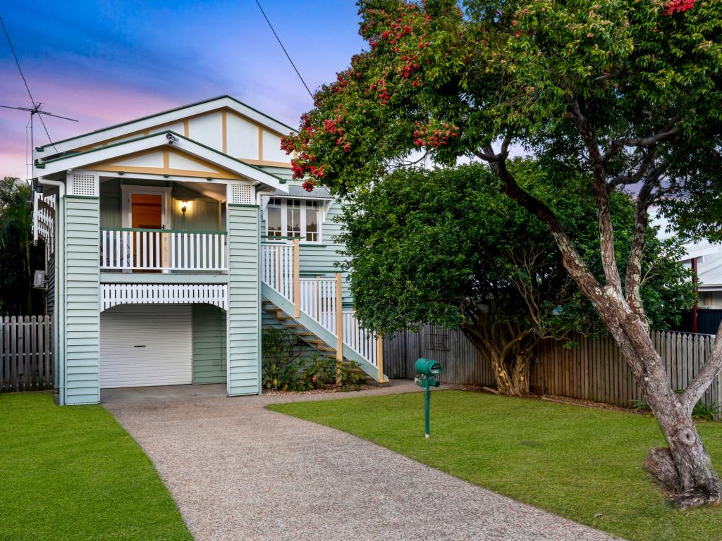 60 Boswell Tce, Wynnum, QLD 4178