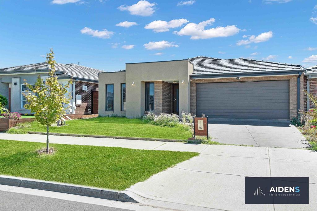 12 YAMADA ST, TRUGANINA, VIC 3029