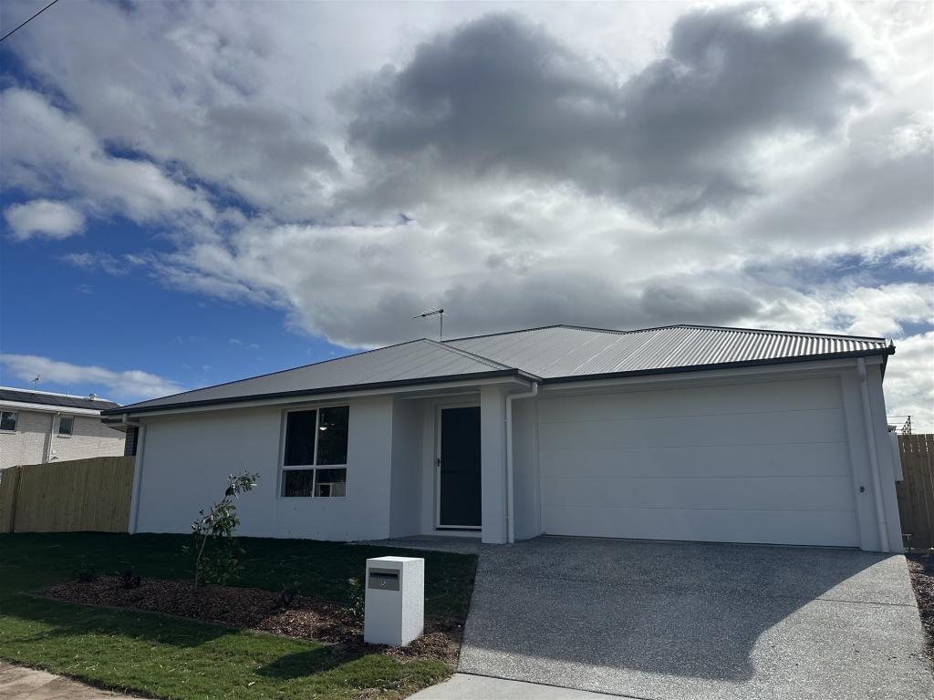 5 BURNBY RD, HEMMANT, QLD 4174